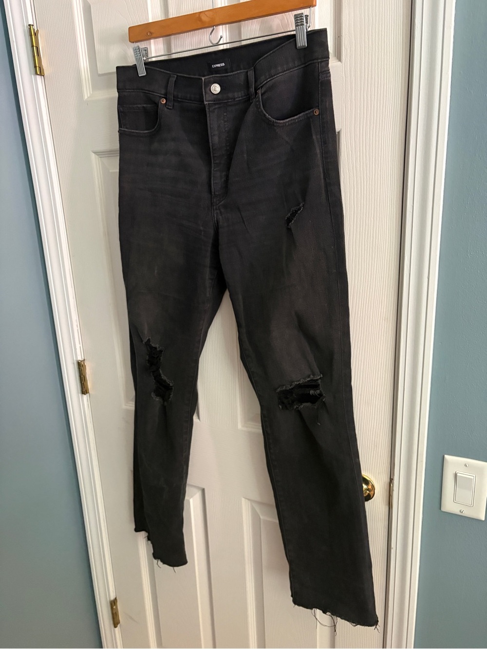 Express Black Distressed High-Rise Jeans
